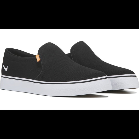 ❌❌SOLD❌❌Brand New Nike Logo Slip-on Sneakers - Picture 6 of 6